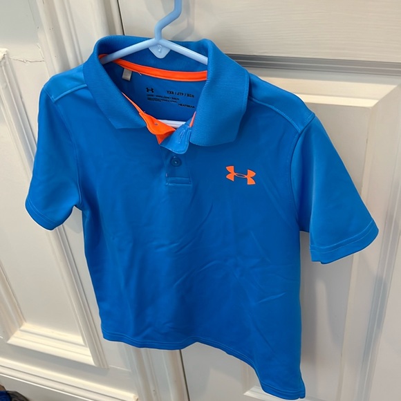 Under armor polo loose style size, YXS great condition - Picture 3 of 5